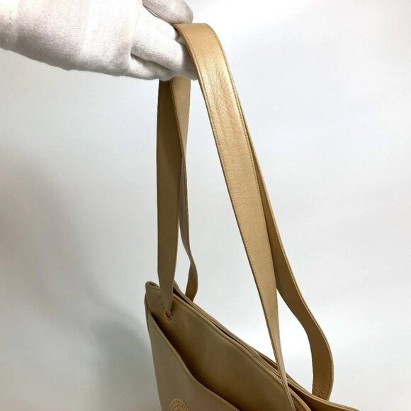 CHANEL CC logo Studs Shoulder Bag Shoulder Bag Tote Bag Lambskin Beige - Picture 11 of 13